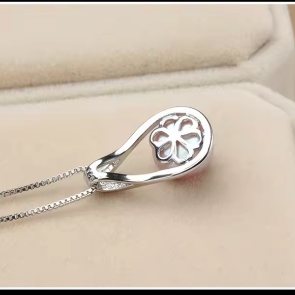 Silver and White Pearl Musical Note Necklace - Picture 2 of 9